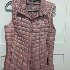 The North Face Women’s Quilted Insulated Vest – Mauve / Dusty Rose – Size Small